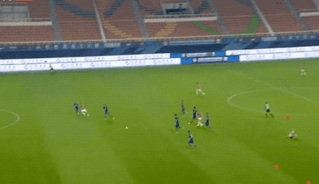1657639714709048748.gif shenhua vs wuhan.gif